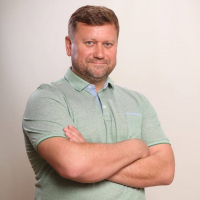 Евгений Ищенко