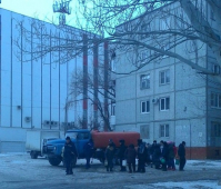 Хроника событий: жители обезвоженной Спартановки не увидели привезенной воды