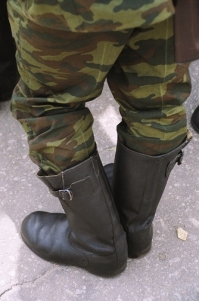 Военнослужащий