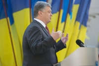 Порошенко отказался разблокировать «ВКонтакте»