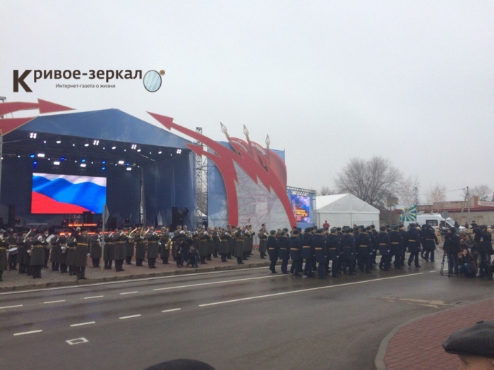 Почетное право открыть стелу Предоставили ветеранам. 