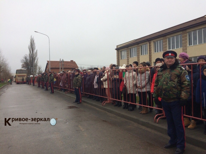 В Калаче-на-Дону прошло открытие Стелы героям воинской славы