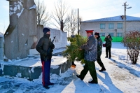 Возложение гирлянды