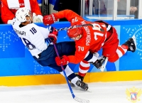 Россия — США - 4:0 (1:0, 2:0, 1:0).