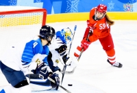 Финляндия W - Россия W - 3:2 (1:0, 2:1, 0:1).