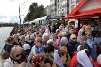 Очередь для поклонения мощам святителя Николая растянулась на 9 часов