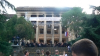 Анатолий Бибилов  Источник: http://presidentruo.org/traurnaya-akciya-bolyu-propitana-pamyat/ Все права защищены © Официальный сайт Президента Республики Южная Осетия