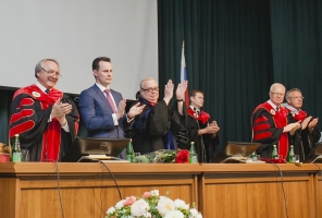 Выпускной в мединституте