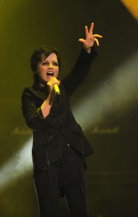Внезапно скончалась солистка группы The Cranberries