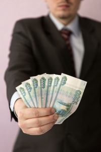 Работникам культуры повысят зарплату более чем на треть