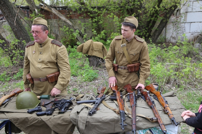 В Красноармейском районе Волгограда прошли уличные бои за Берлин. ФОТО