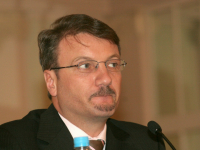 Сотрудникам «Сбербанка» прочитают индийскую лекцию от Грефа