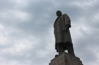 Ленина больше нет: на Украине снесли все памятники мировому вождю