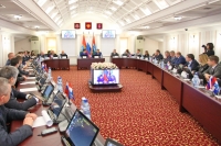 Глава Самары Олег Фурсов досрочно ушел в отставку