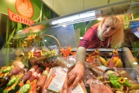 Минимальный набор продуктов в России вырос до 4037 рублей