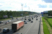 На трассе Москва-Санкт-Петербург появятся два платных участка