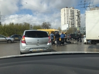 В Волгограде грузовая «Газель» протаранила маршрутку с пассажирами