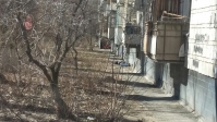 В Волгограде мужчина выпал из окна жилого дома