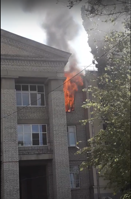 В Волгограде тушат аграрный университет
