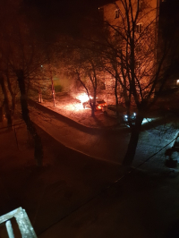 В Волгограде горела дорогая иномарка