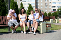 Многодетным родителям разрешили брать отпуск в любое время