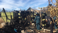 В Советском районе Волгограда в пожаре погибли мать с сыном