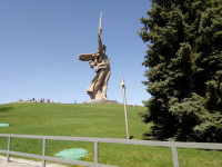 Волгоградцы интересуются у Путина, когда в городе начнется «белая полоса»