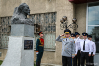 В Волгограде открыли отремонтированный памятник Феликсу Дзержинскому
