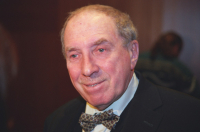 Умер Остап Бендер