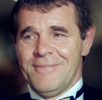 Неделю назад Алексею Булдакову исполнилось 68 лет.