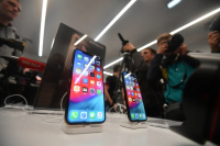 Депутаты предлагают ввести платную регистрацию всех смартфонов в РФ
