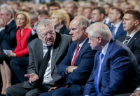 Учителям пообещали миллион, а культуру избавить от налогов: Путин об образовании