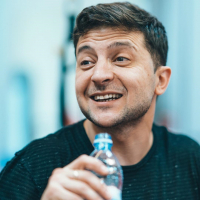 Возможный украинский президент поблагодарил избирателей за поддержку на русском языке