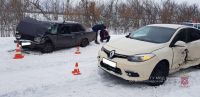 5 человек попали в больницу в результате аварии в Урюпинске