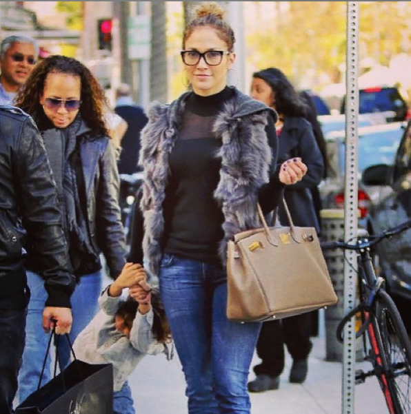 Дженифер Лопес с сумкой Hermes Birkin