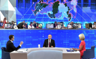 Вопрос Путину о мусорных региональных операторах задала 15-летняя блогер-музыкант