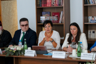 Чиновница из Владимира призывает рожать, как можно раньше, аргументируя поговоркой «Дал Бог ребенка, даст и на ребенка»