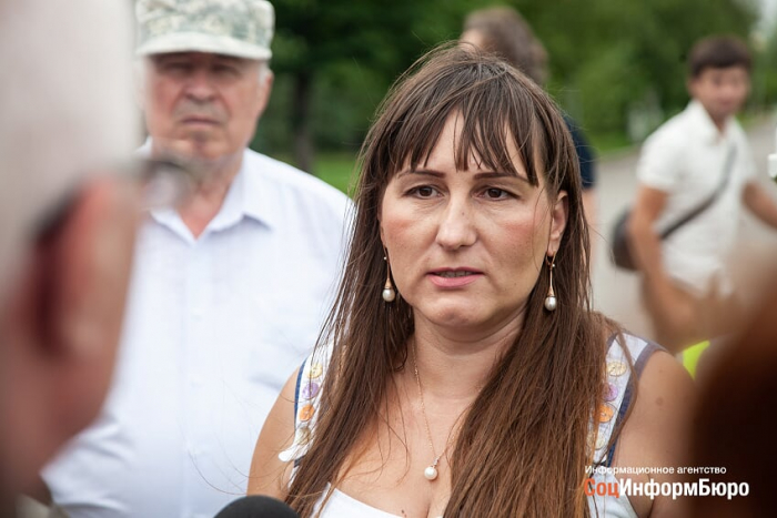 Родина-мать станет светлее: В Волгограде проверили ход реставрации главного монумента страны