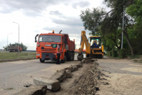 Началась реконструкция пешеходной зоны между рокадной дорогой и главной лестницей набережной