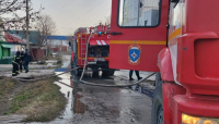 sledstvenno operativnaya gruppa ustanovit prichiny pozhara unesshego zhizni treh novosibircev 1651200059209910015 800x800