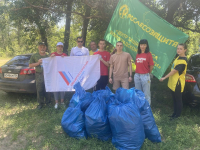 Специалисты &laquo;Центра защиты леса Волгоградской области&raquo; совместно с активистами регионального Общероссийского народного фронта провели экологическую акцию