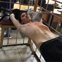 Фото: Ильназ Галявиев.Задержанный стрелок из школы №175