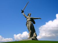«Родина-мать» продолжает борьбу за победу в конкурсе купюр