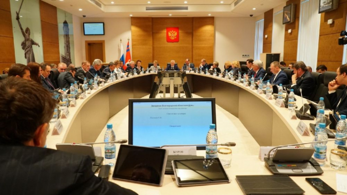 фото: Заседание. Анатолий Панчишкин