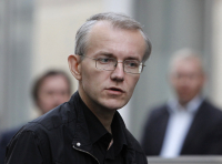 Астраханского депутата Шеина заподозрили в продажности 