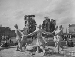 «Война когда-нибудь закончится, а искусство вечно» «Война когда-нибудь закончится, а искусство вечно»