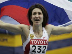 Олимпийская чемпионка принимает поздравления Олимпийская чемпионка принимает поздравления
