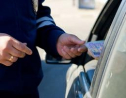 Волгоградка подделала водительские права, чтобы не сдавать экзамены