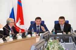 Глава региона Андрей Бочаров совместит две должности с завтрашнего дня