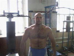 В ДТП под Волгоградом погиб известный пауэрлифтер